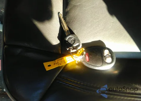 2010 Hummer H3 Suv Luxury z USA, uszkodzony, nr VIN 5GTMNJEE2A8140138